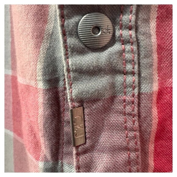Calvin Klein ladies size large pink grey button up snaps - Picture 4 of 4